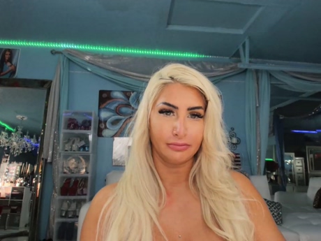 adrianna_fox  21-03-2022